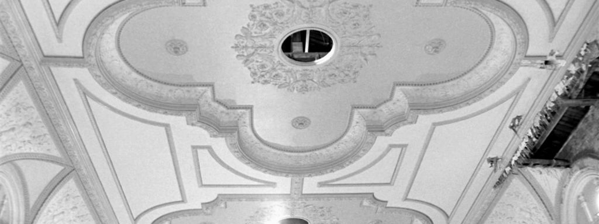 De Harmonie plafond concertzaal